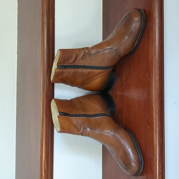 VINTAGE MEN'S "FREEMAN" BROWN LEATHER ANKLE BOOTS SIZE 7 1/2 - Picture 4 of 16